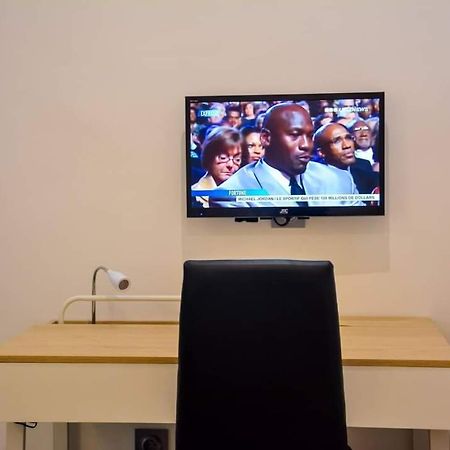 Klik Klak Appart Hotel Cotonou Esterno foto