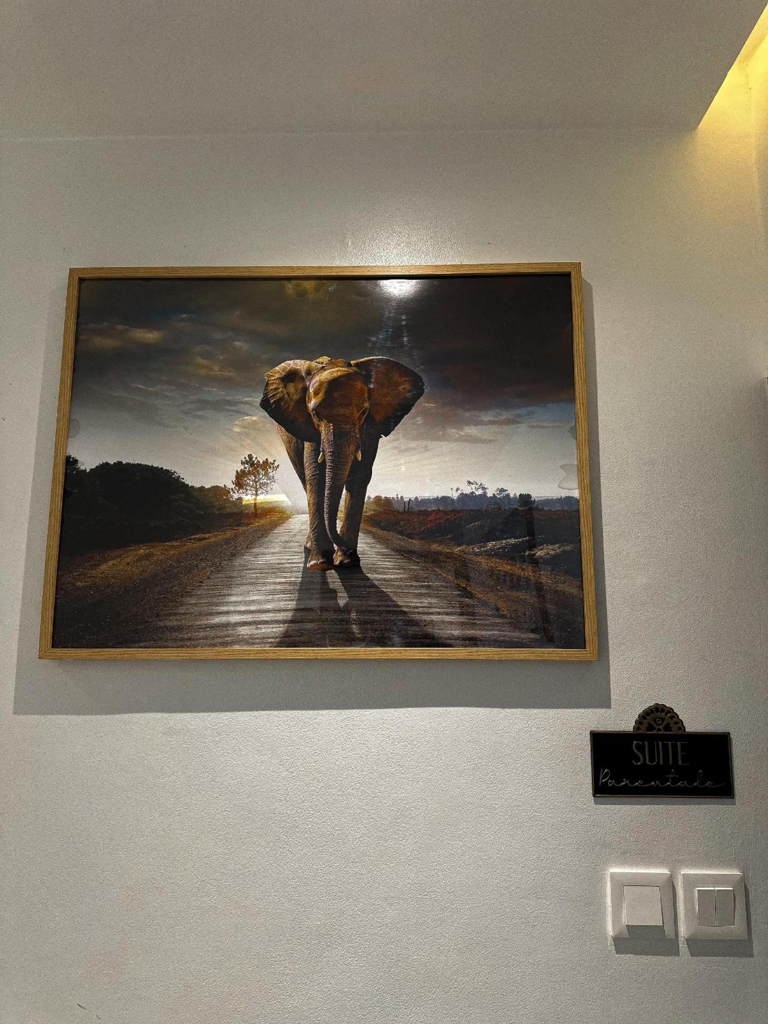 Klik Klak Appart Hotel Cotonou Esterno foto