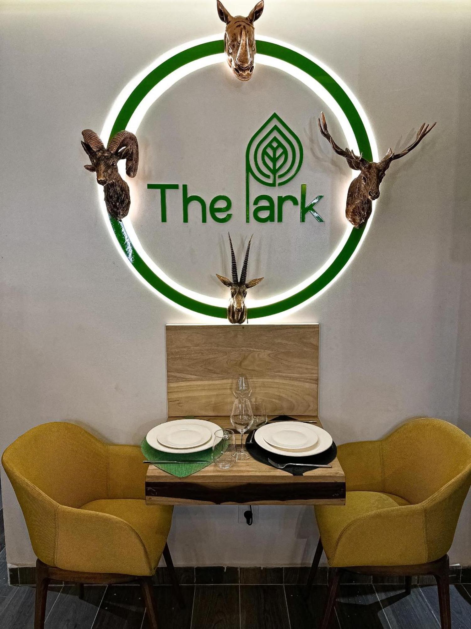 Klik Klak Appart Hotel Cotonou Esterno foto