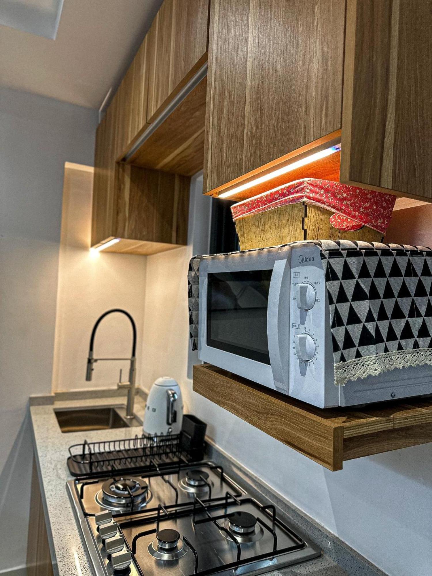 Klik Klak Appart Hotel Cotonou Esterno foto