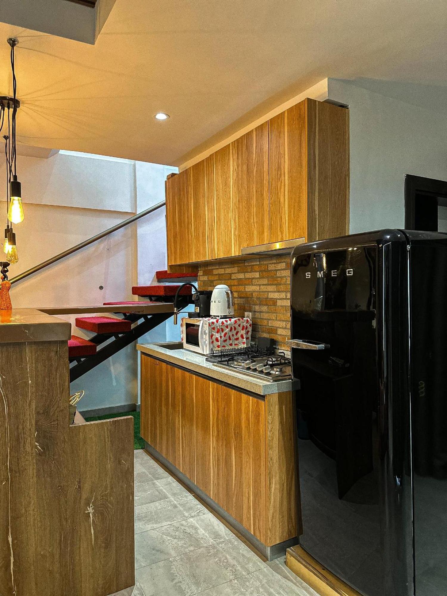 Klik Klak Appart Hotel Cotonou Esterno foto